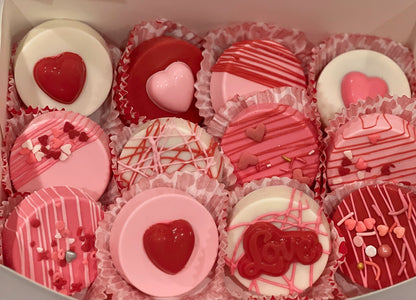 Valentine's Day Dipped Oreos